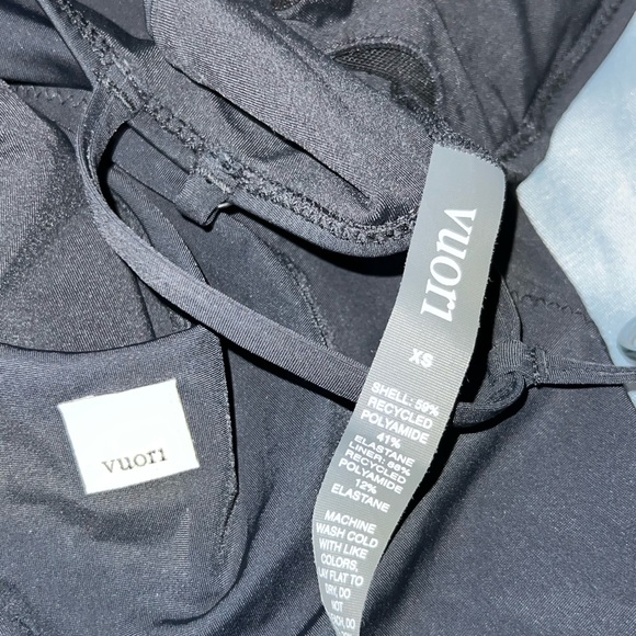 Vuori Swimsuit - Picture 4 of 9